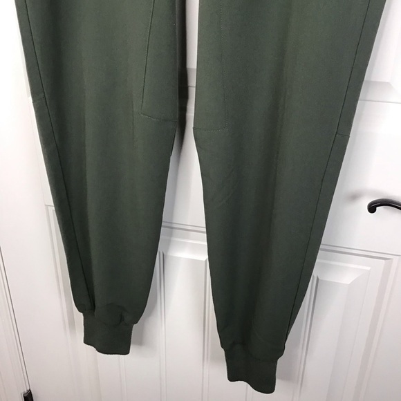 Figs Tansen Jogger Scrub Pant Size Medium. - Picture 4 of 7